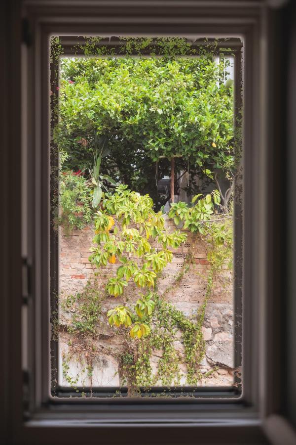 Bugan-villa * Athens